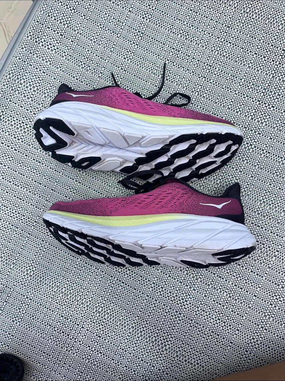 Hoka Clifton 8 Sneakers